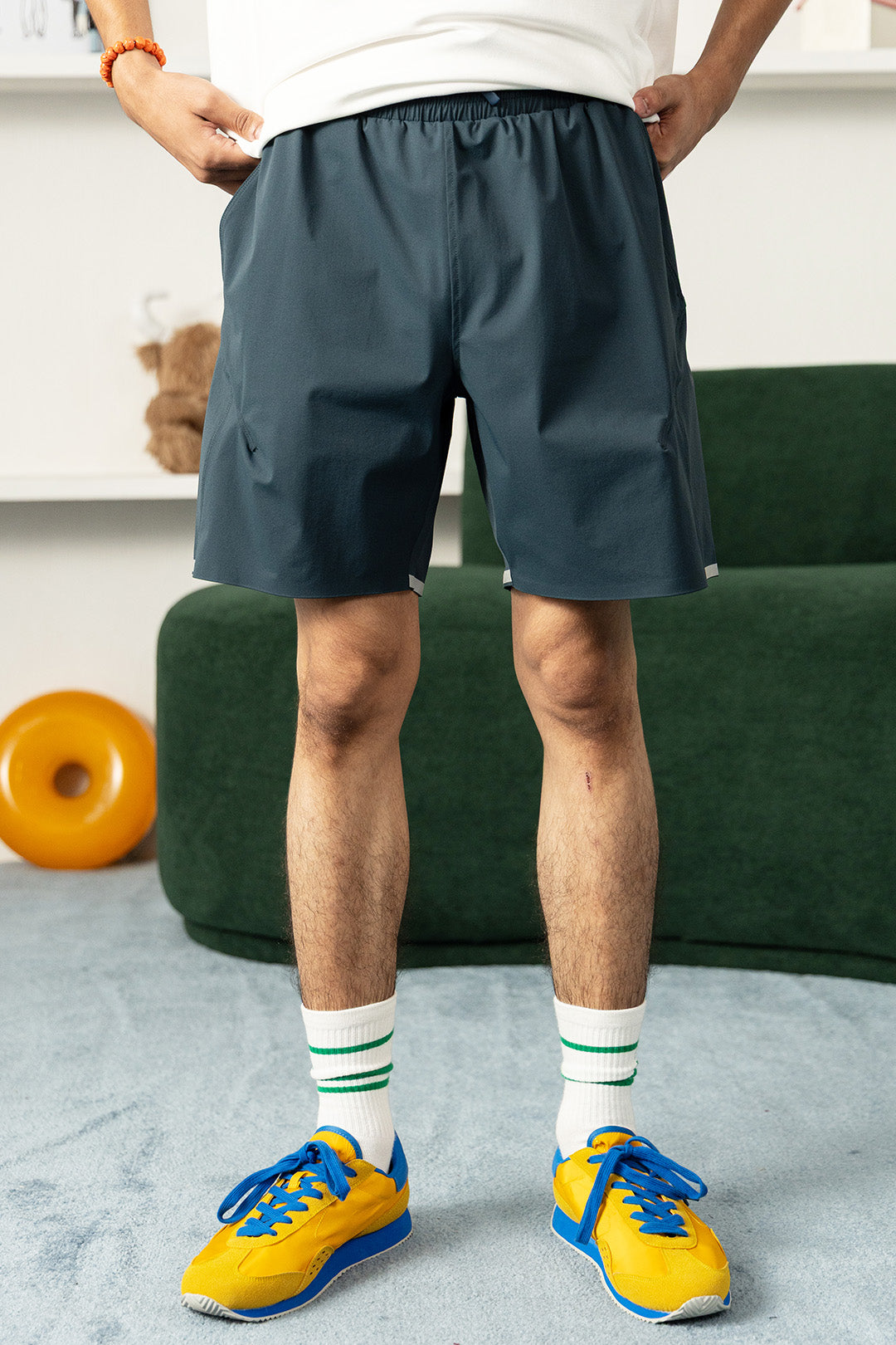 Image of Hem Bond Shorts 7'