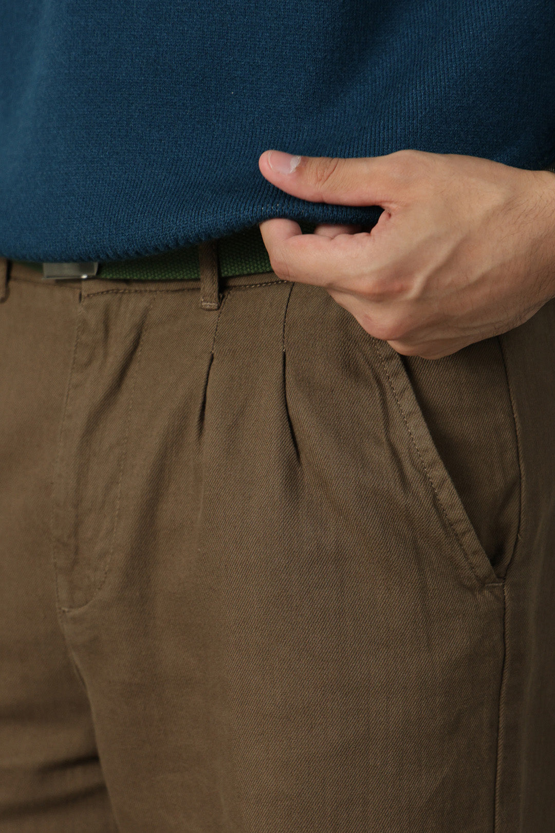 Image of Ordinarily Pleated Pants