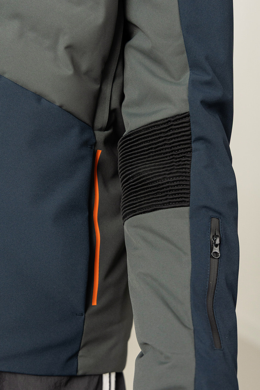 Summit Alpine Jacket - Water Resist