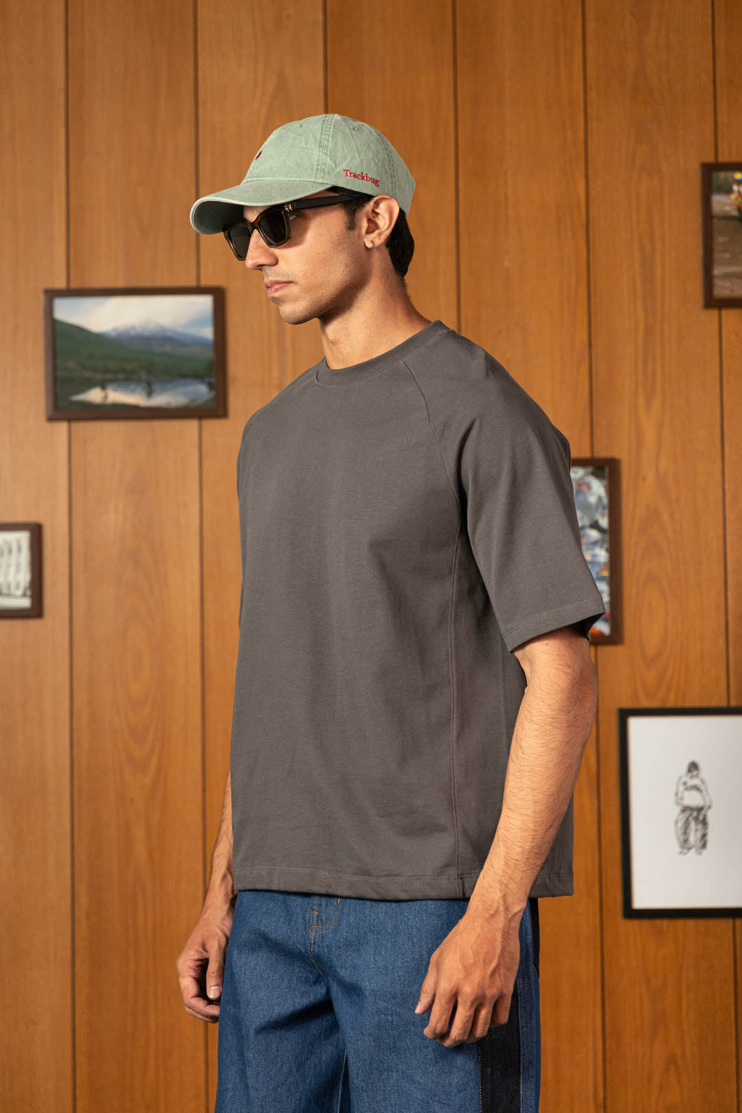 Bungee Cord Basic Tee