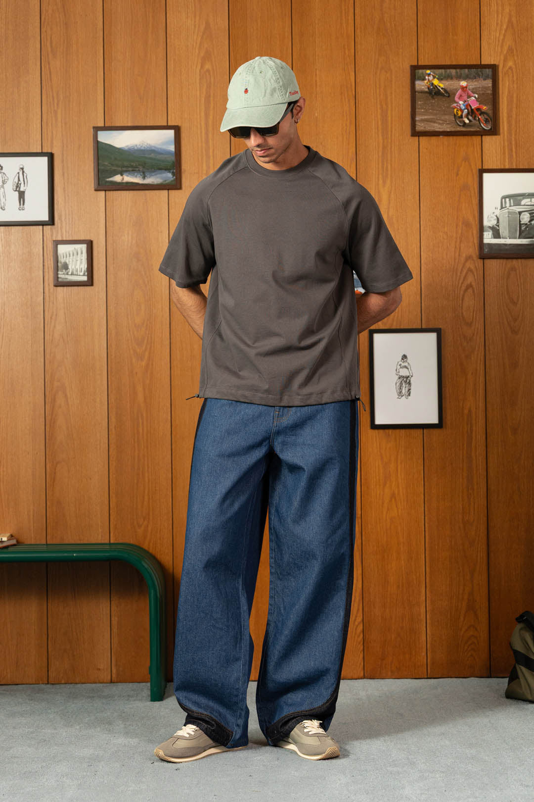 Bungee Cord Basic Tee