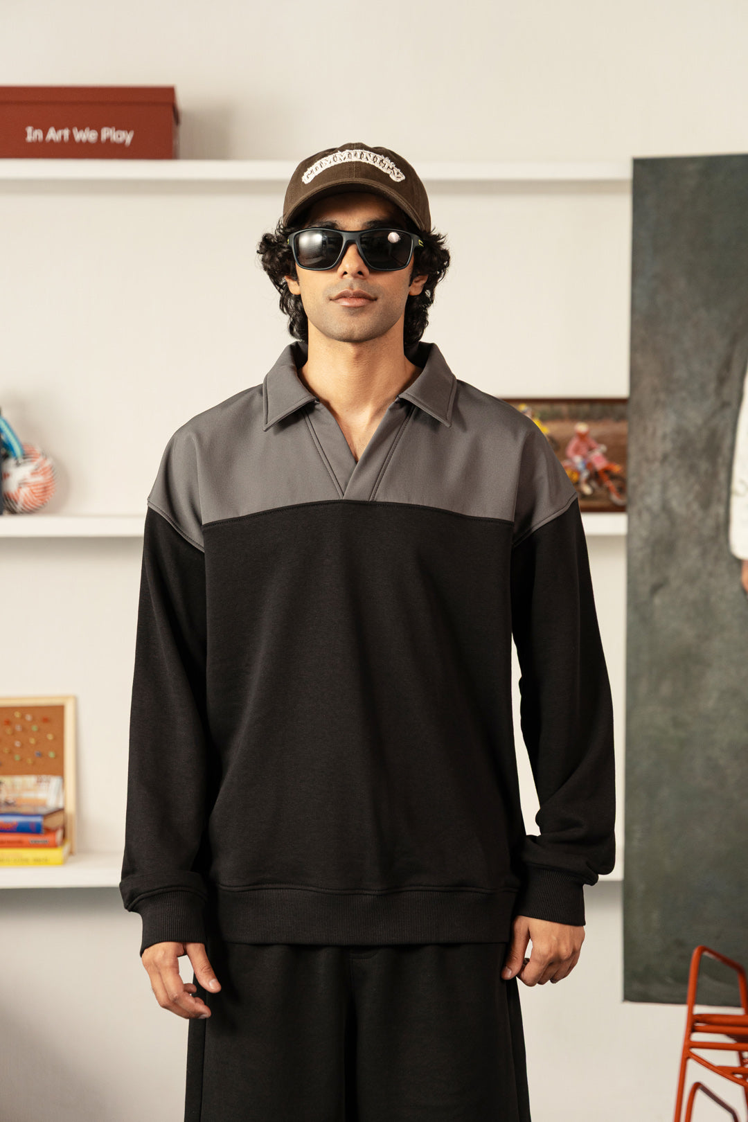 Rover Contrast Sweatshirt