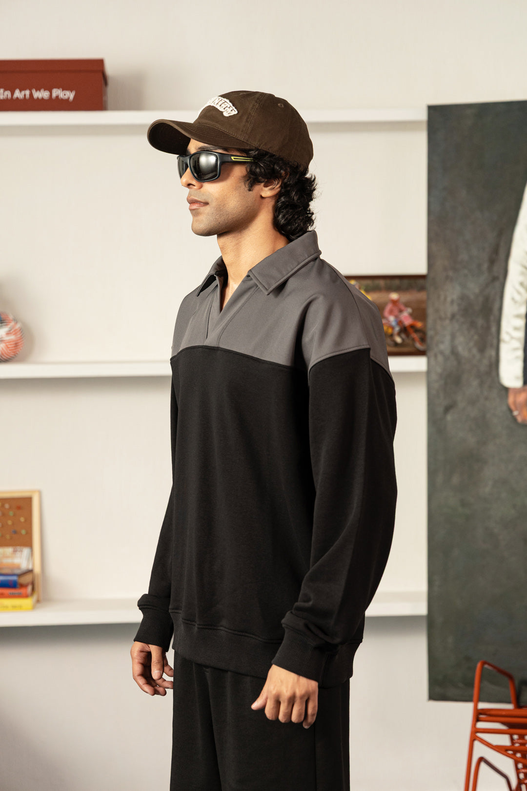 Rover Contrast Sweatshirt
