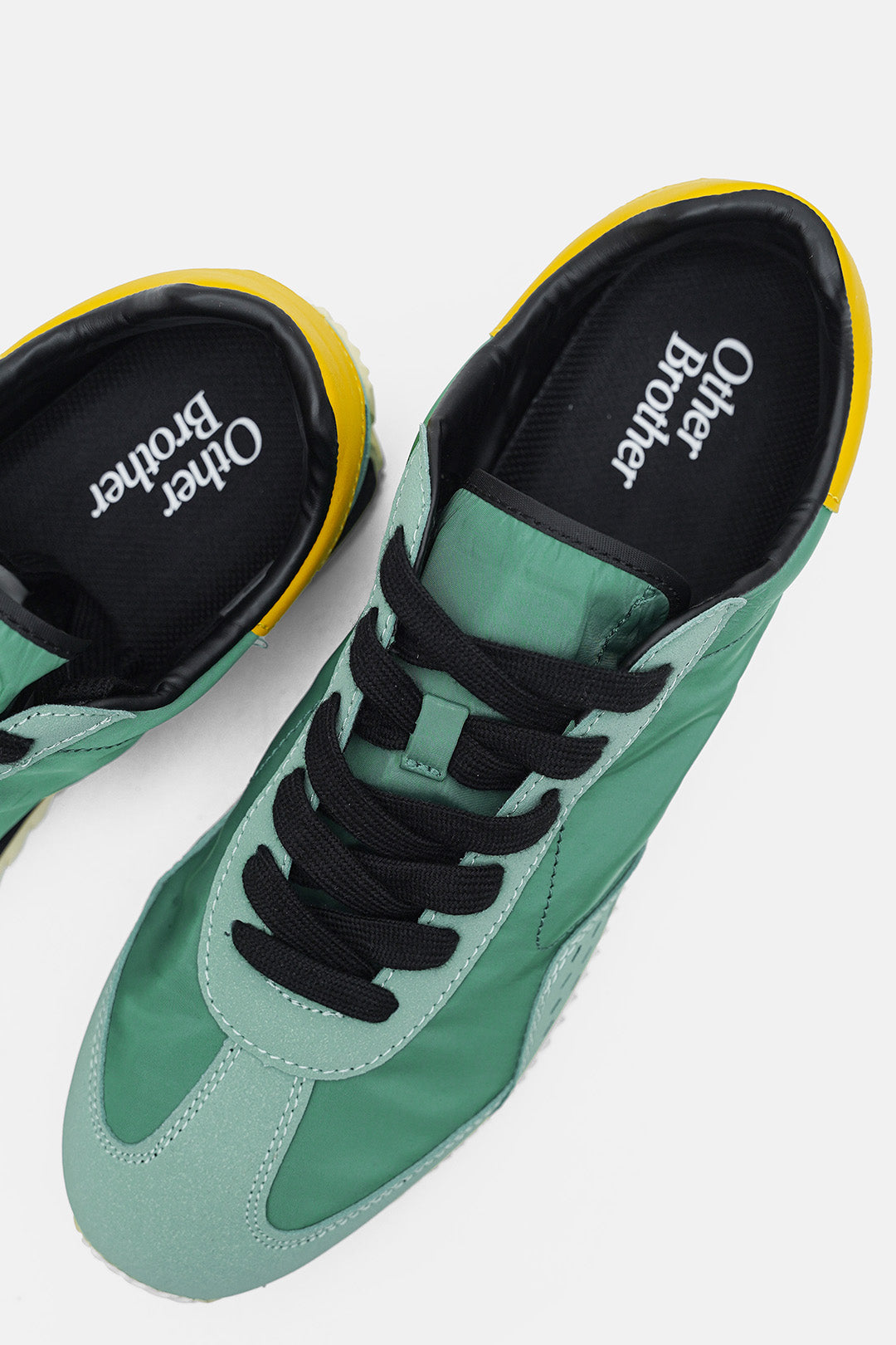 Image of Featherweight Retro Trainers