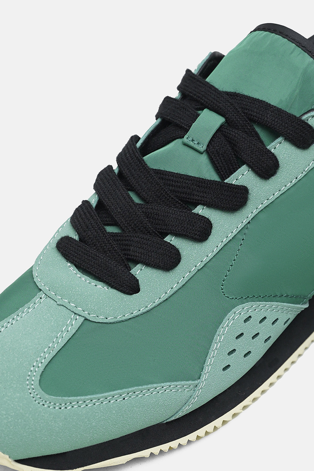 Image of Featherweight Retro Trainers