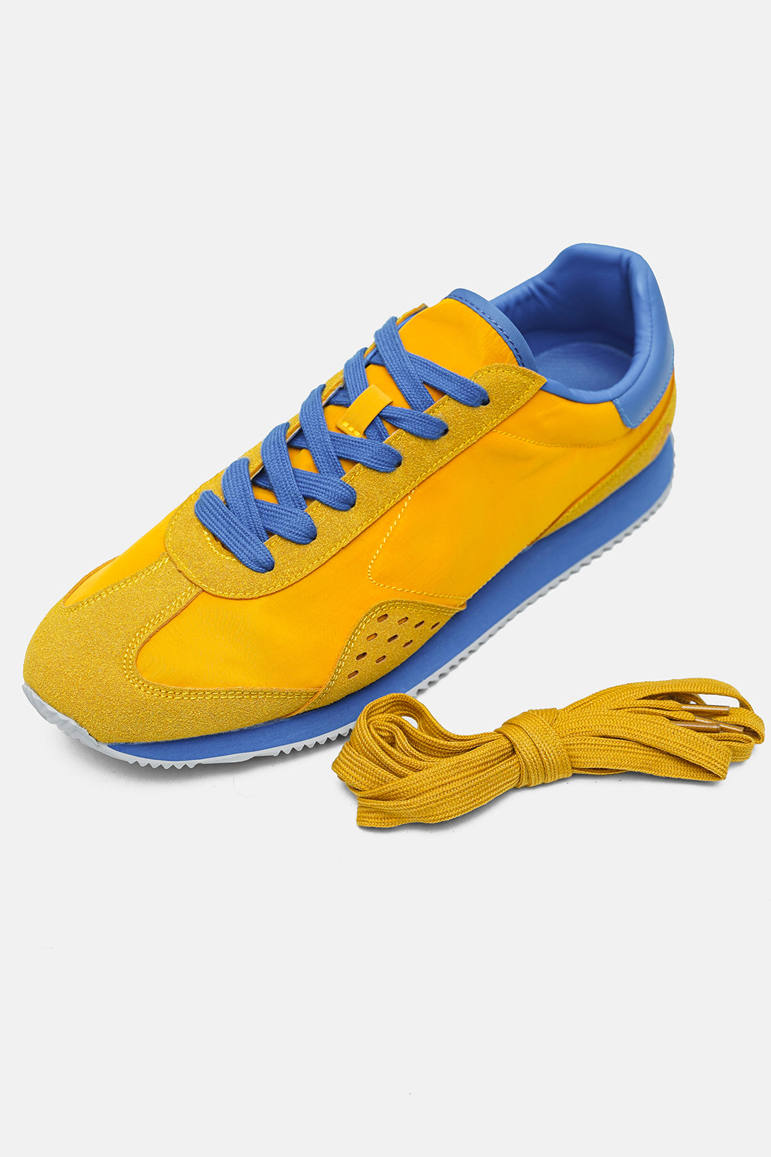 Image of Featherweight Retro Trainers