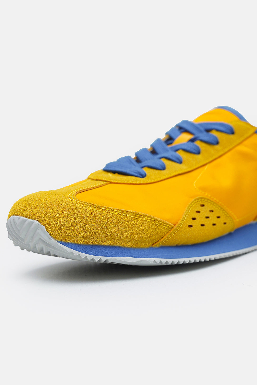 Featherweight Retro Trainers