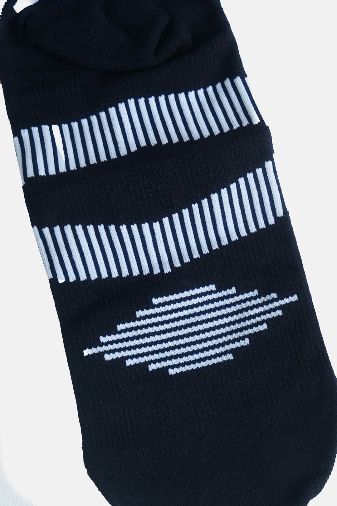 Image of Aero Knit Mid