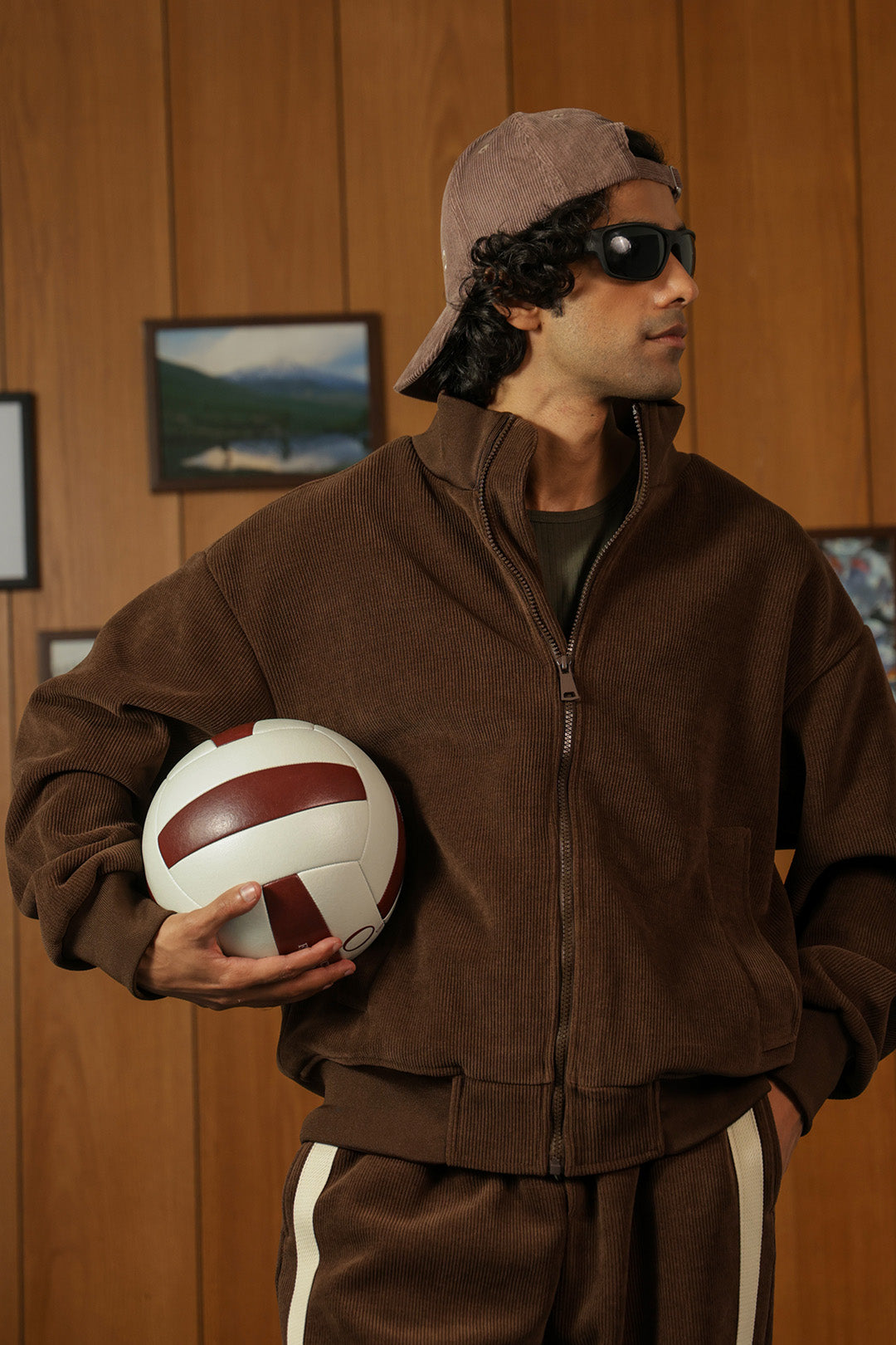Match Volleyball