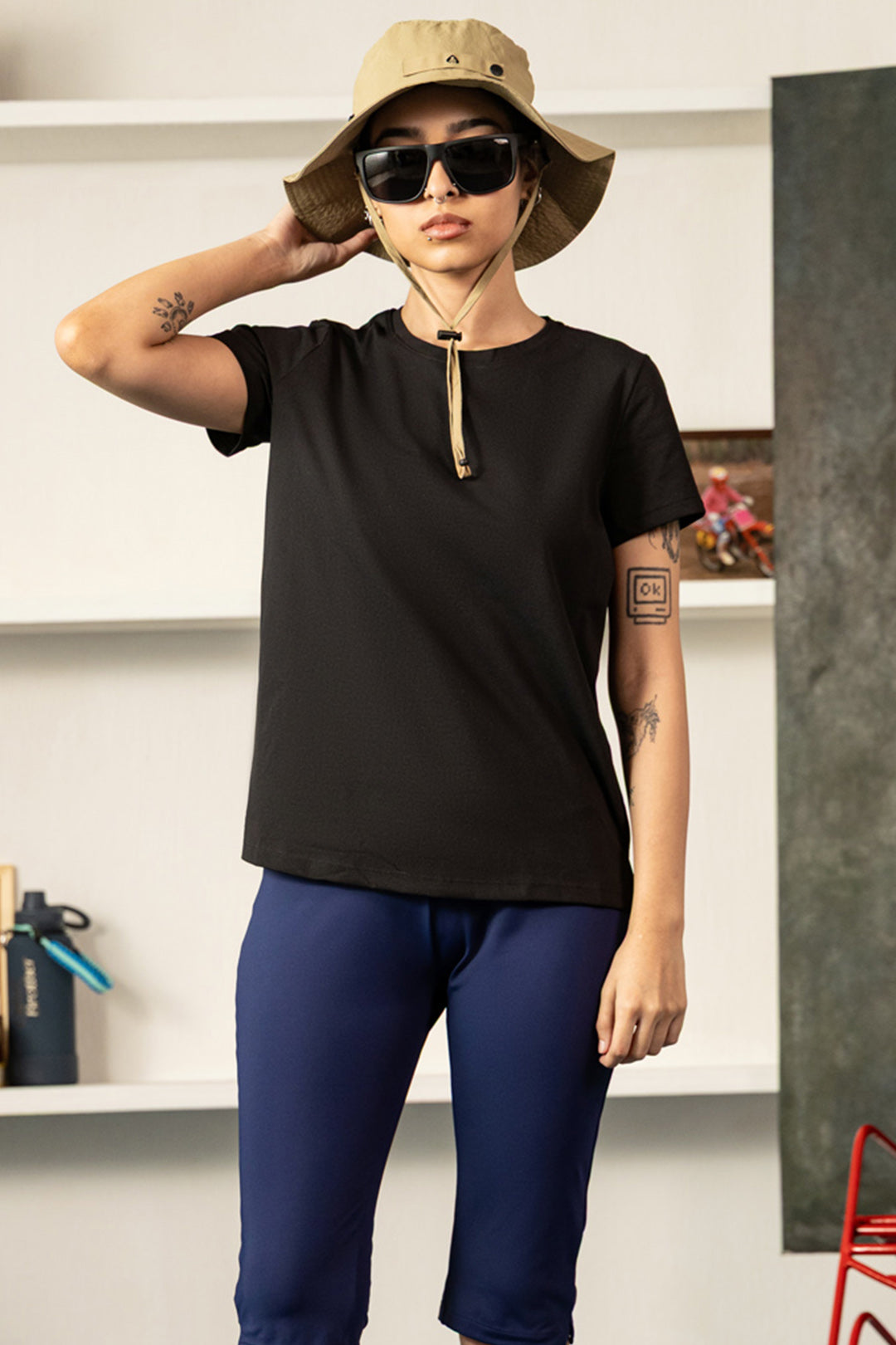Image of Stretch Capri Leggings