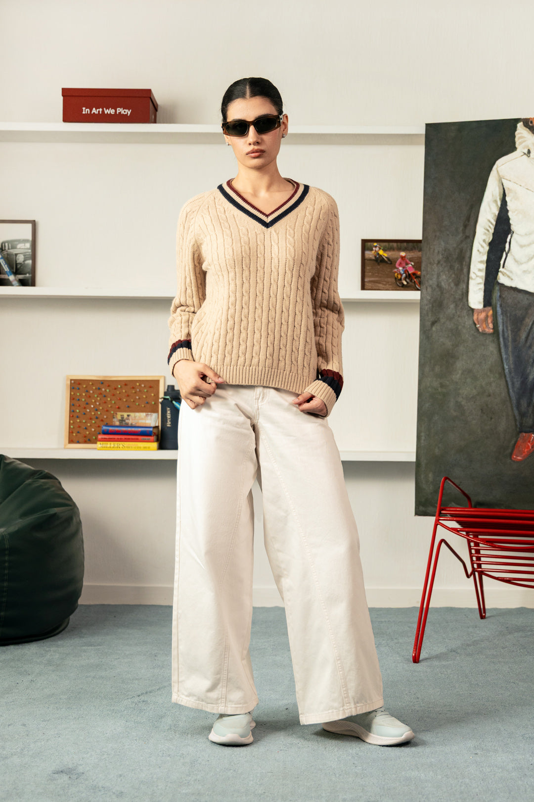 Image of Cricket Girlie V-Sweater
