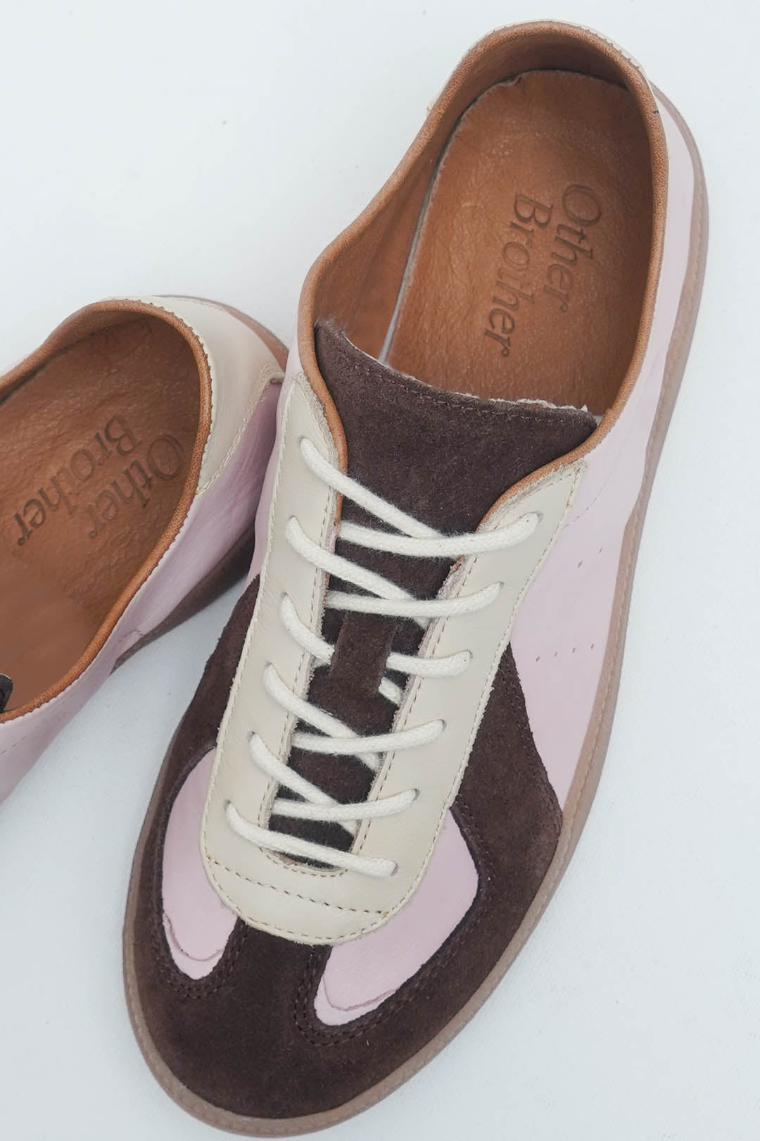 Image of Leather Terrace Sneaker 02