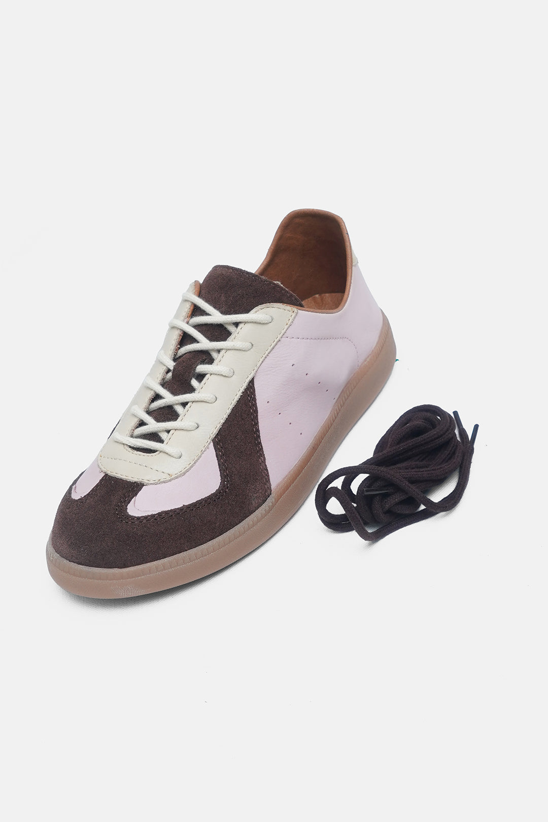 Image of Leather Terrace Sneaker 02