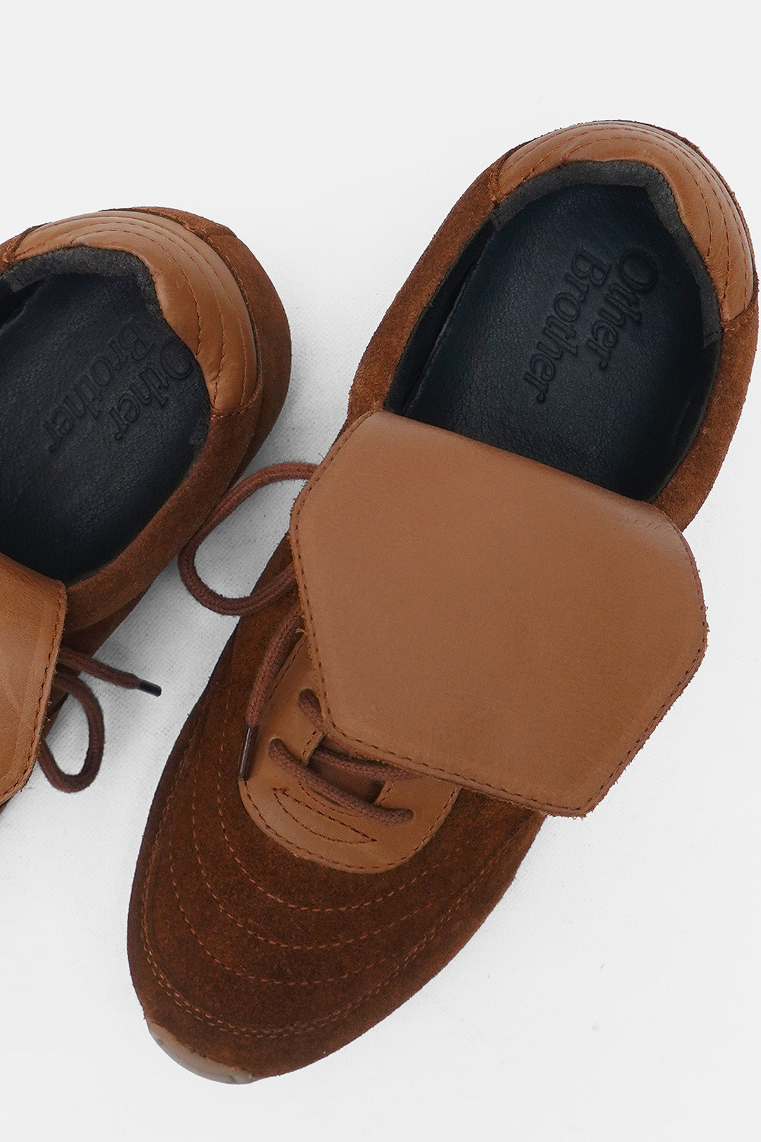 Pacer Leather Trainers